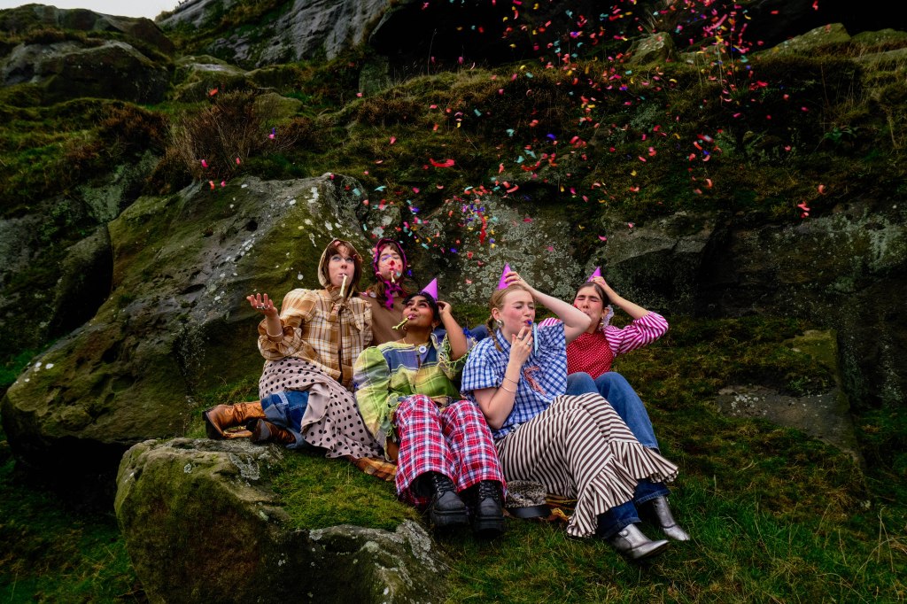 Sustainable Joy: Fingsbyfloss Aims to Redefine Independent&nbsp;Fashion